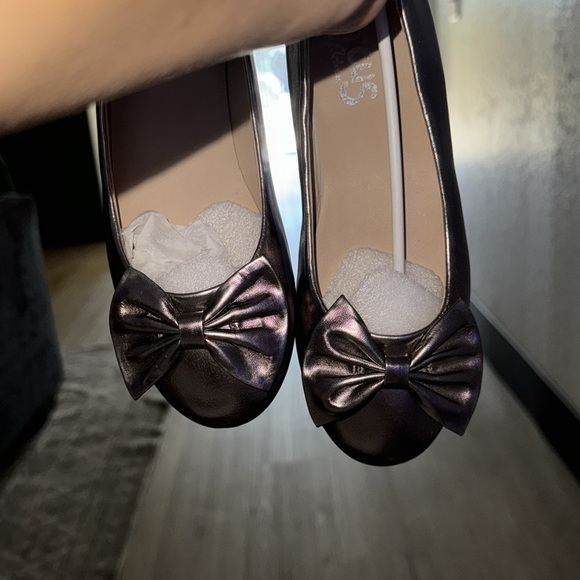 Circus by Sam Edelman kids  Metallic Bronze Flats - Picture 3 of 7